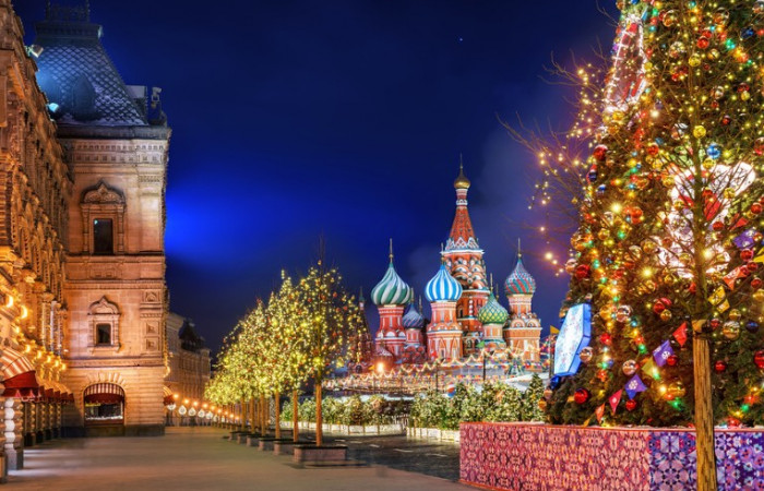samyye_krasivyye_lokatsii_novogodney_moskvy_2